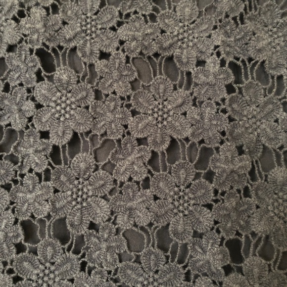 JCrew Top with embroidered Flower detail - Picture 2 of 4